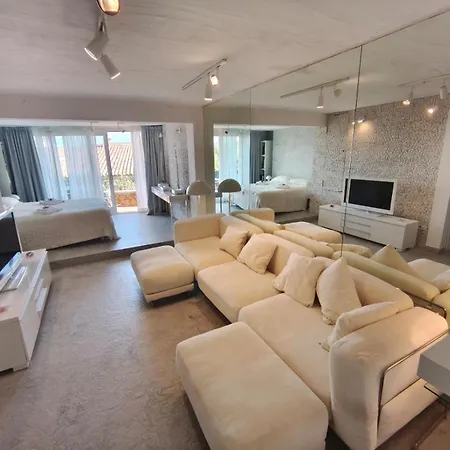 House بيت للعطل *